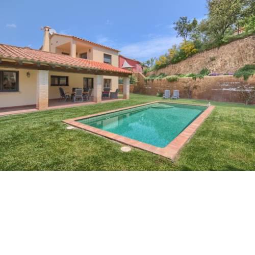 Begur Villa Sleeps 6 Pool WiFi