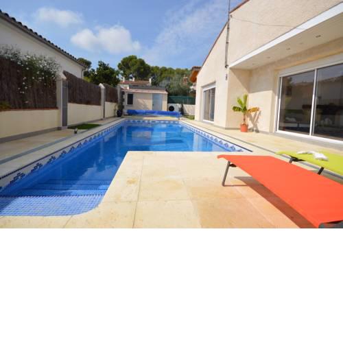 Bonita casa con piscina y jacuzzy. La Baraka