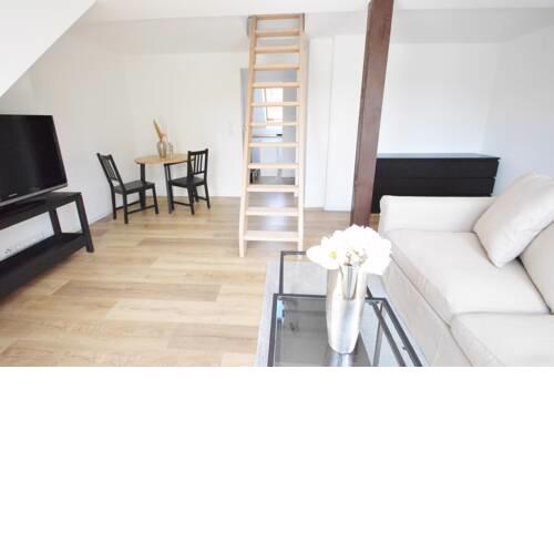 Niedliche Stadtperle mit Balkon & Stellplatz