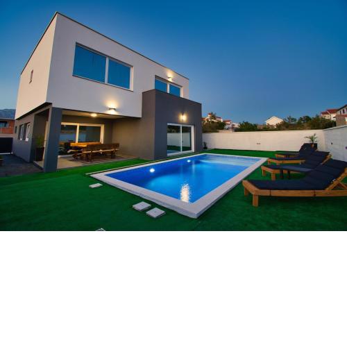Sea view villa Punta with private swimming pool