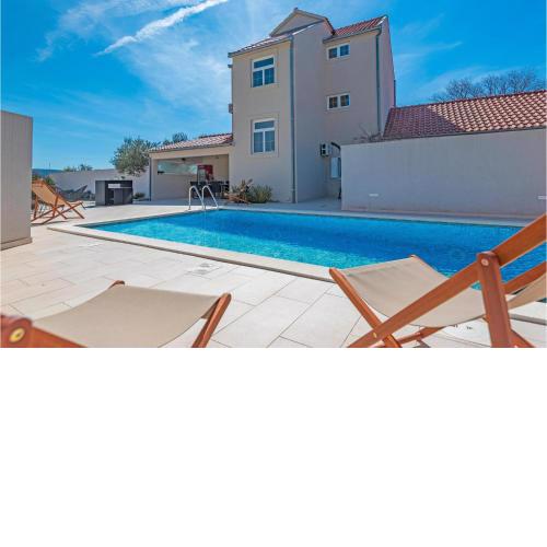 Stunning Home In Sibenik With Outdoor Swimming Pool, Wifi And 4 Bedrooms