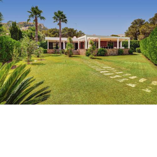 Villa Ca'n Jota Paula by Villa Plus