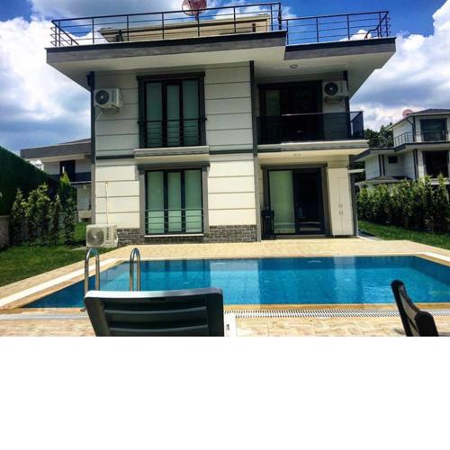 Villa Golyolu 1-2